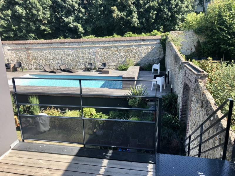 Fabrication et pose d'un garde-corps et d'un escalier sur mesure à Fécamp 76