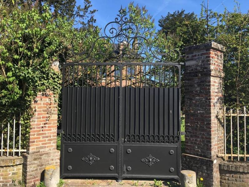 Restaurer un portail sur-mesure proche de Fécamp